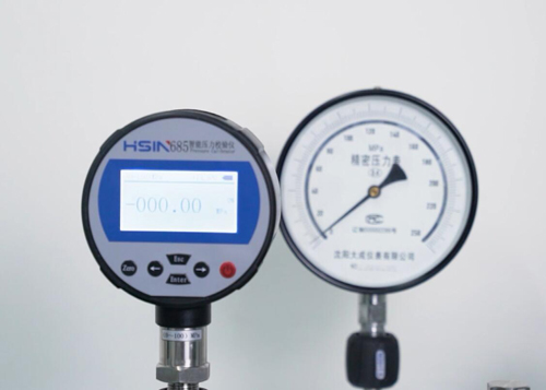 压力校验仪