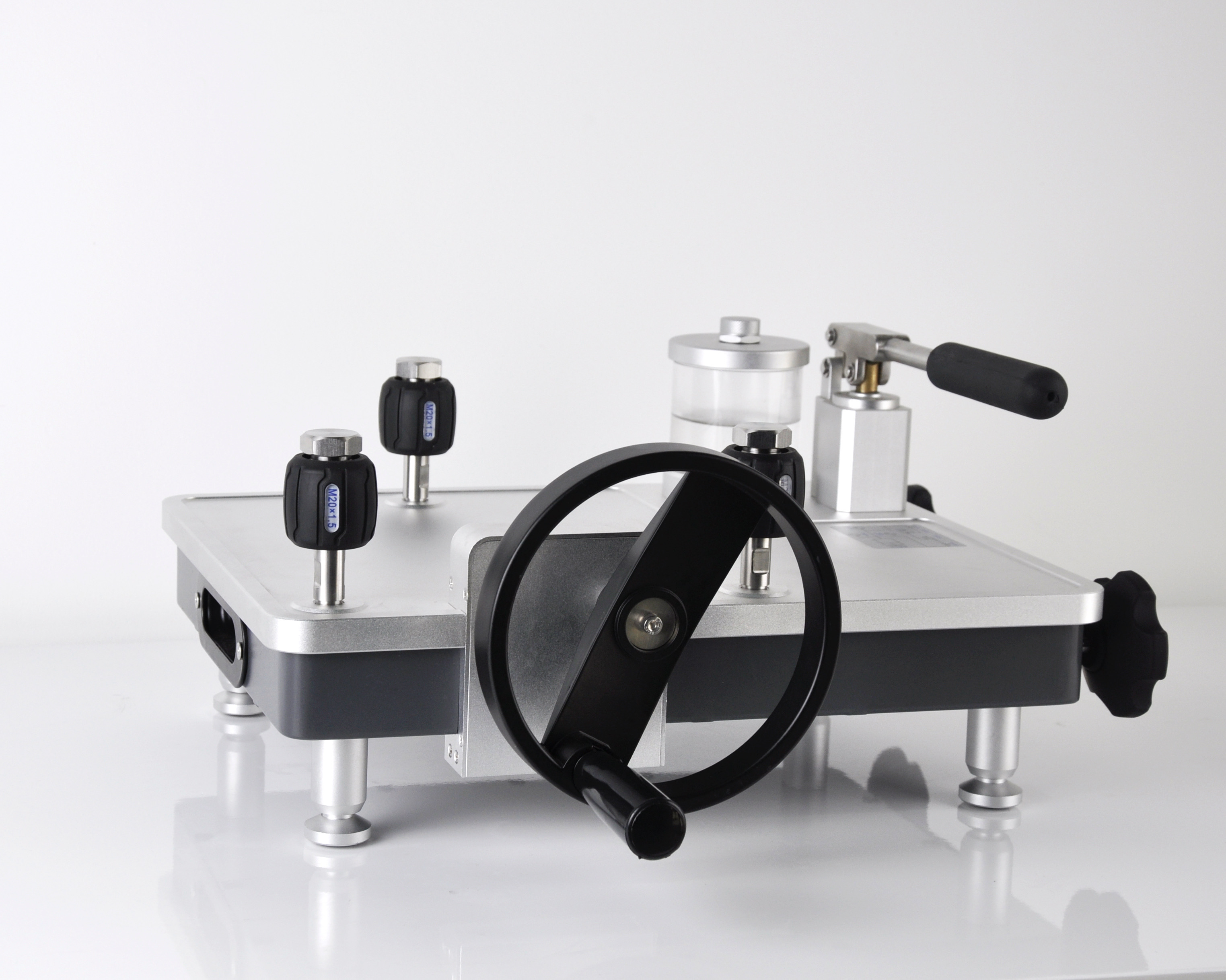 HSIN611台式水压泵