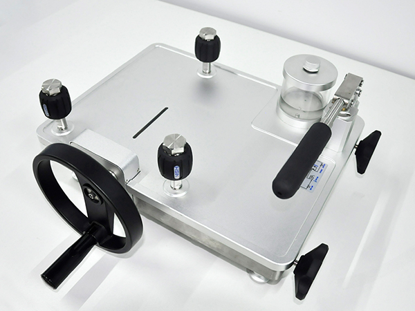 HSIN612台式油压泵获锡林郭勒盟计量所高度认可