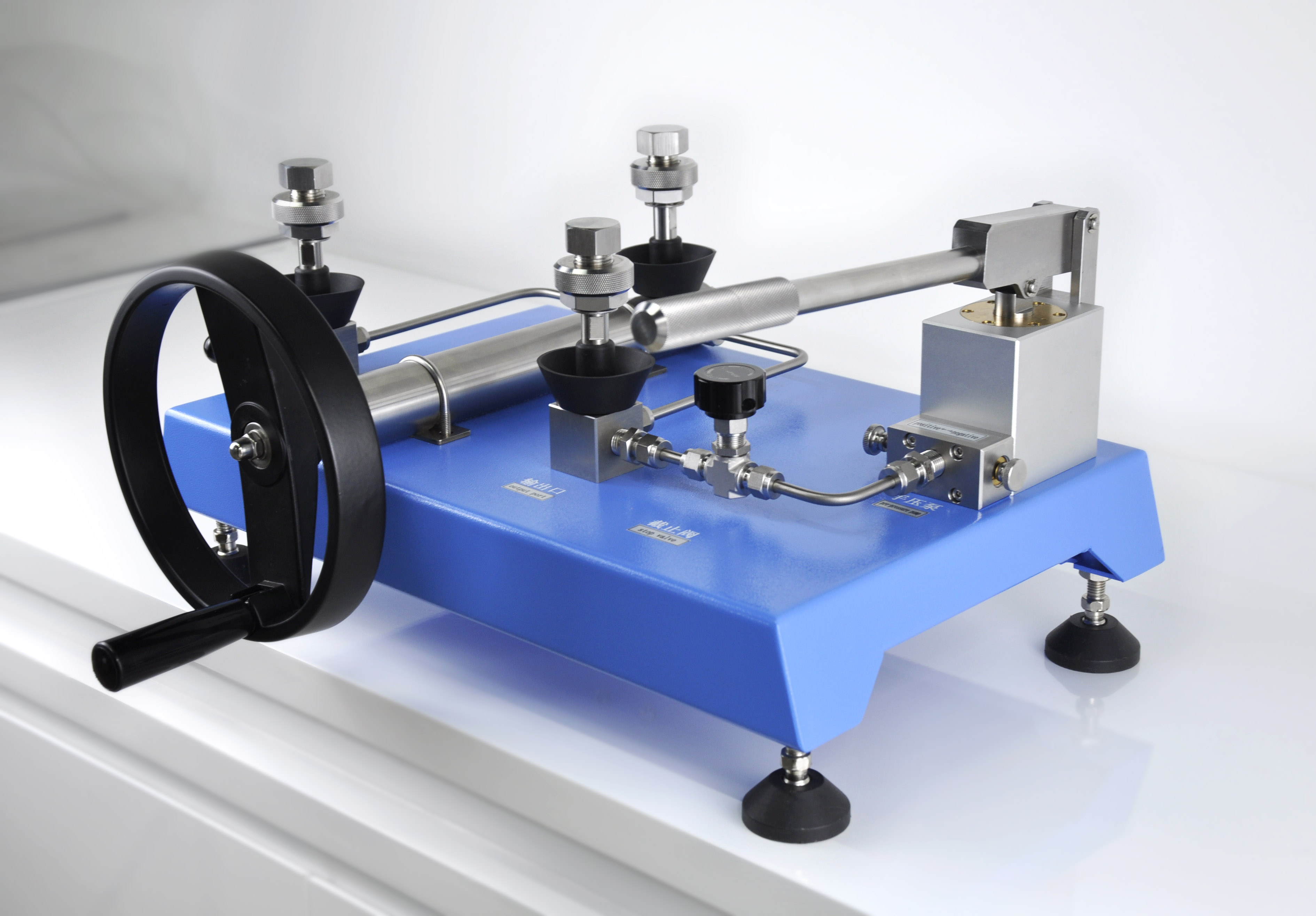 台式压力真空泵