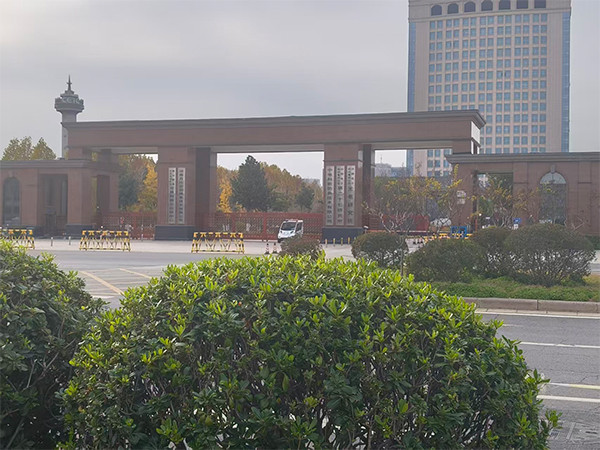 2024澳门原料网压力控制柜获中原电测控认可，赋能电测校准升级